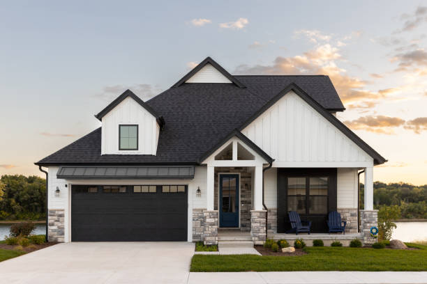 Best Chimney Flashing Repair  in Minersville, PA
